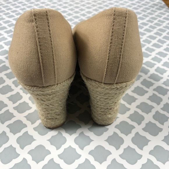 J. Crew Espadrilles Wedge Heel Canvas Tan sz 8 - Picture 3 of 5
